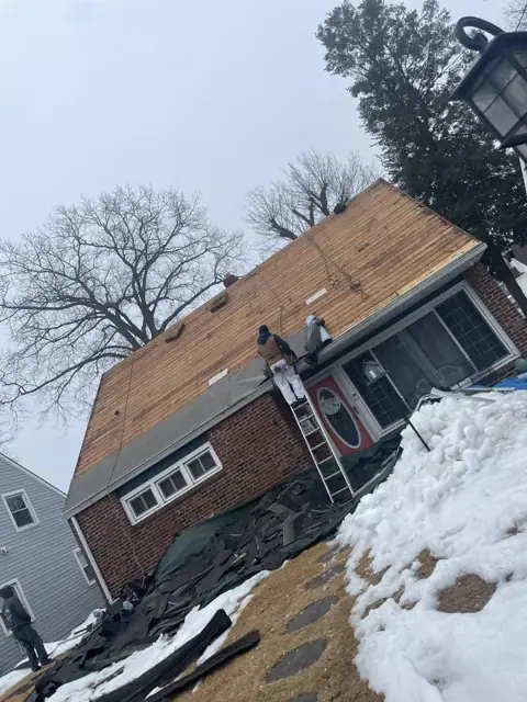 20 squares of GAF charcoal shingles in Delaware County (posted March 1, 2026)
