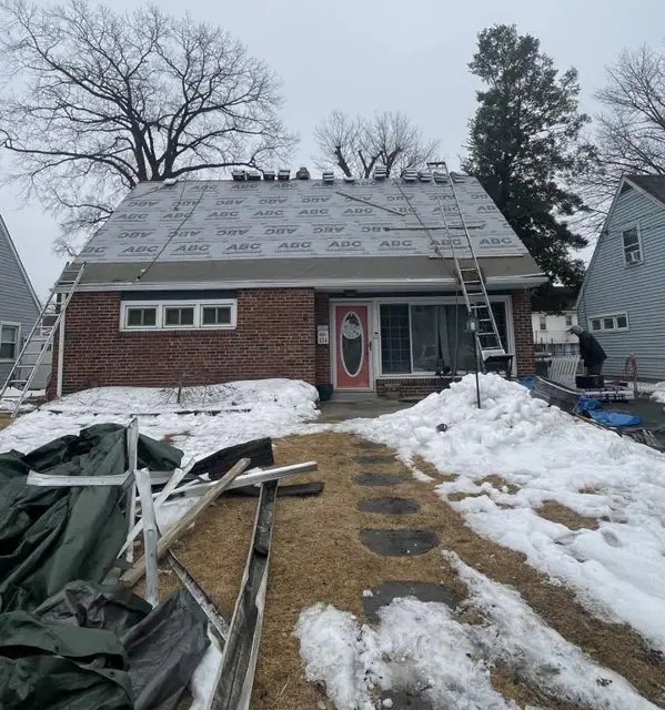 20 squares of GAF charcoal shingles in Delaware County (posted March 1, 2026)